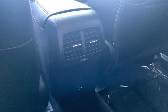 Certified 2022 Ford Escape SEL w/ SEL Stealth AWD Package image 10