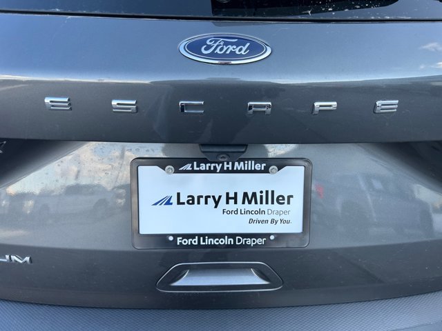 Certified 2022 Ford Escape Titanium w/ Titanium Elite Package image 24