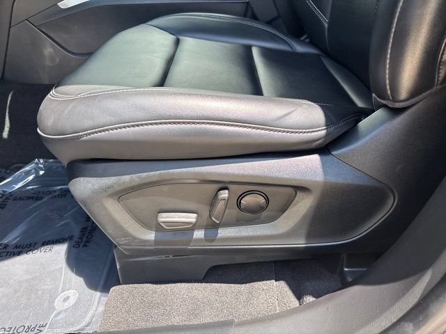 Certified 2023 Ford Explorer XLT w/ Equipment Group 202A AWD/4WD image 15