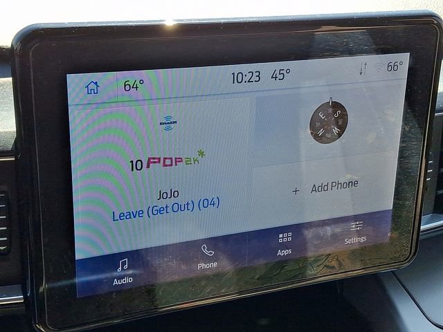 Certified 2022 Ford Explorer XLT w/ Equipment Group 202A image 16