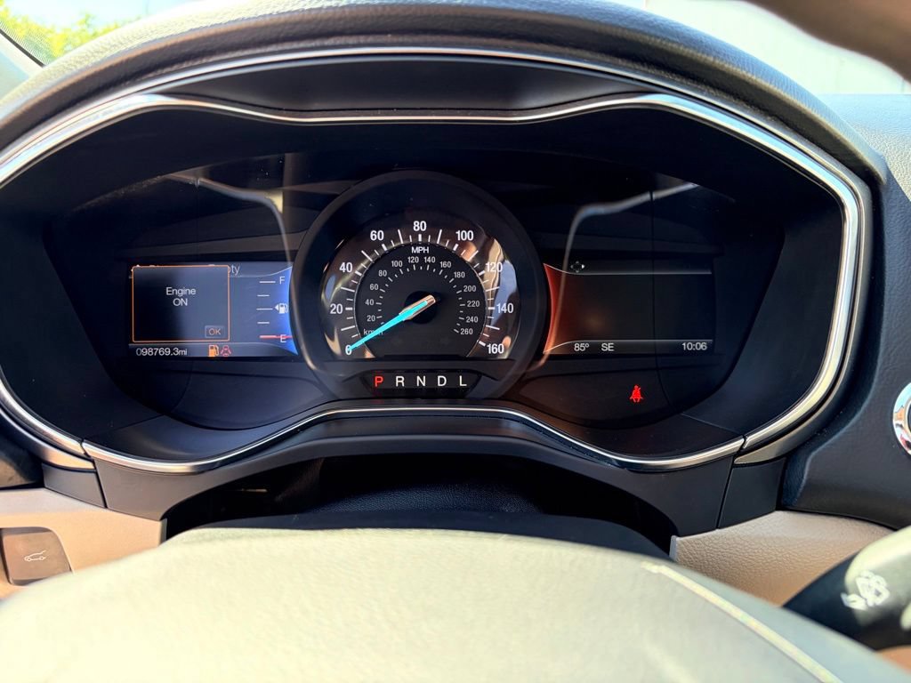 Certified 2017 Ford Fusion SE FWD image 8