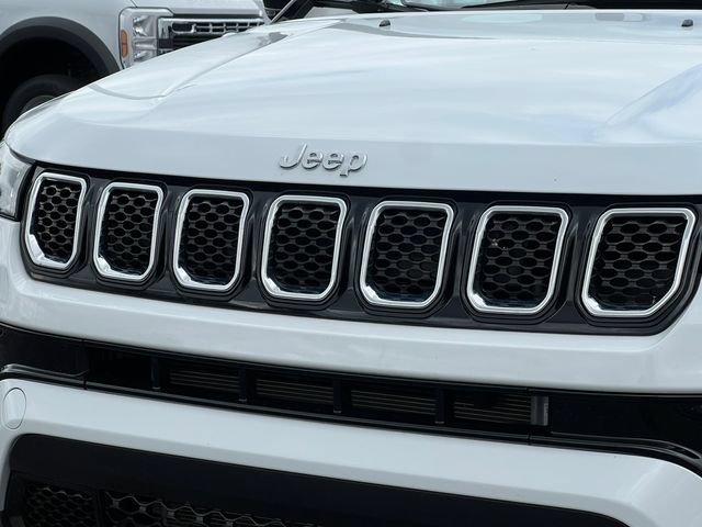 Used 2023 Jeep Compass Limited AWD/4WD image 41