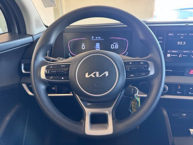 Used 2024 Kia Sportage LX AWD/4WD image 14