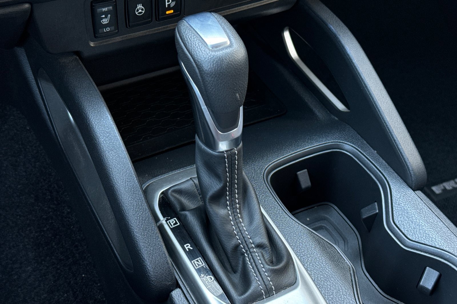 Used 2022 Nissan Frontier SV image 19