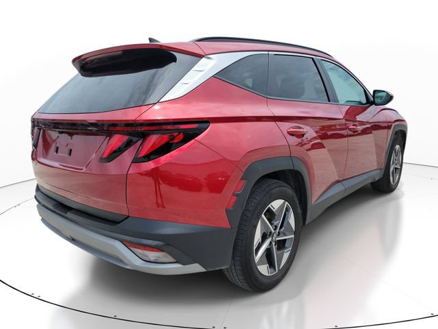 Used 2025 Hyundai Tucson SEL FWD image 2