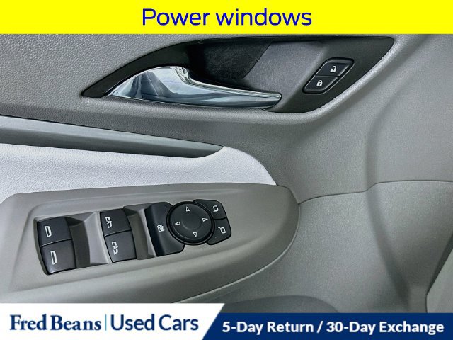 Used 2022 Chevrolet Bolt EUV Premier w/ Sun & Sound Package FWD image 22