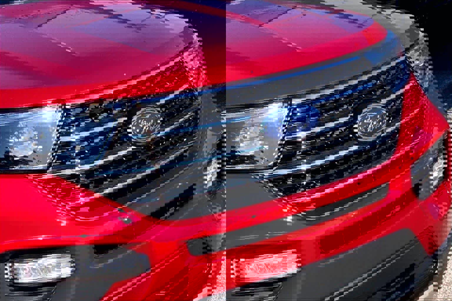 Certified 2021 Ford Explorer XLT w/ Equipment Group 202A image 25