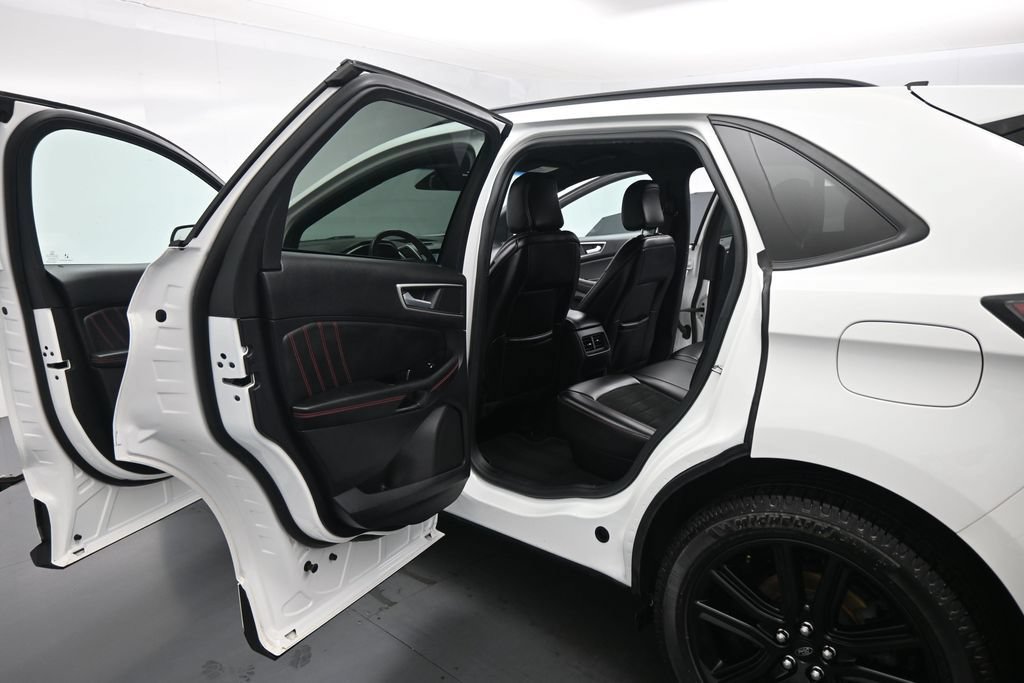 Certified 2020 Ford Edge ST-Line FWD image 18