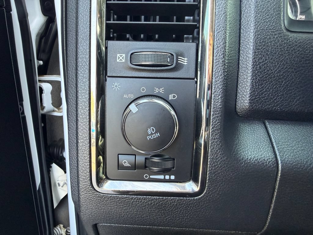 Used 2018 RAM 1500 Sport w/ Convenience Group AWD/4WD image 30