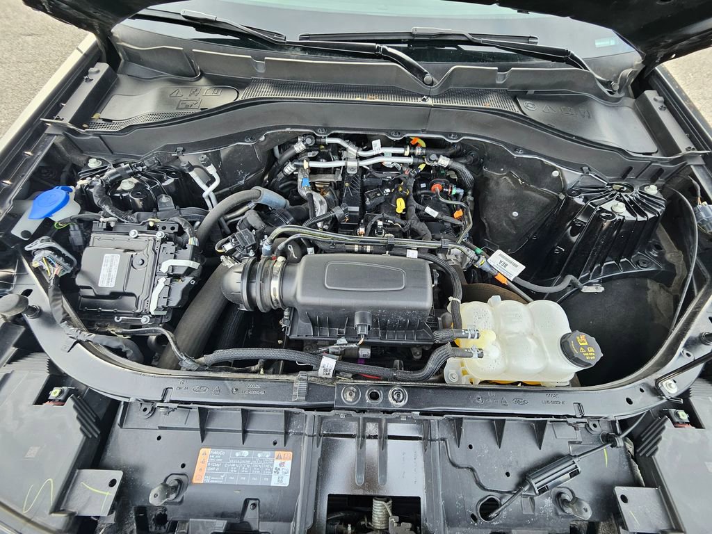 Certified 2023 Ford Explorer XLT w/ Equipment Group 202A image 32