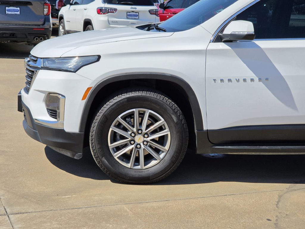 Used 2022 Chevrolet Traverse LT FWD image 9