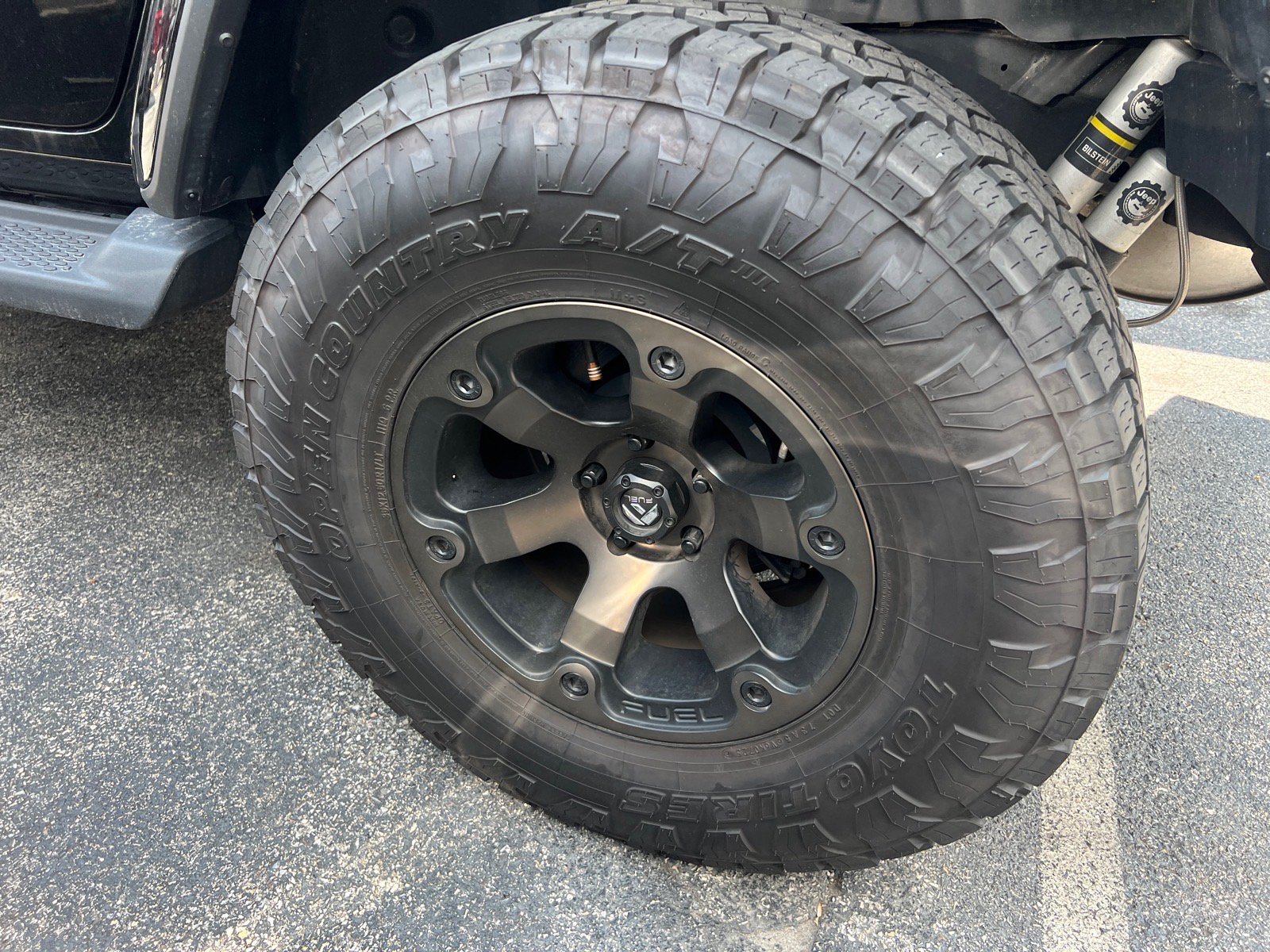 Used 2025 Jeep Wrangler Unlimited Sahara AWD/4WD image 12