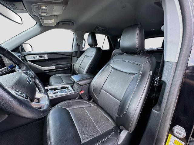 Certified 2022 Ford Explorer Limited AWD/4WD image 18