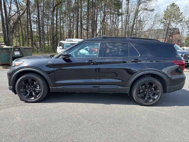 Certified 2024 Ford Explorer ST-Line w/ Class IV Trailer Tow Package image 2