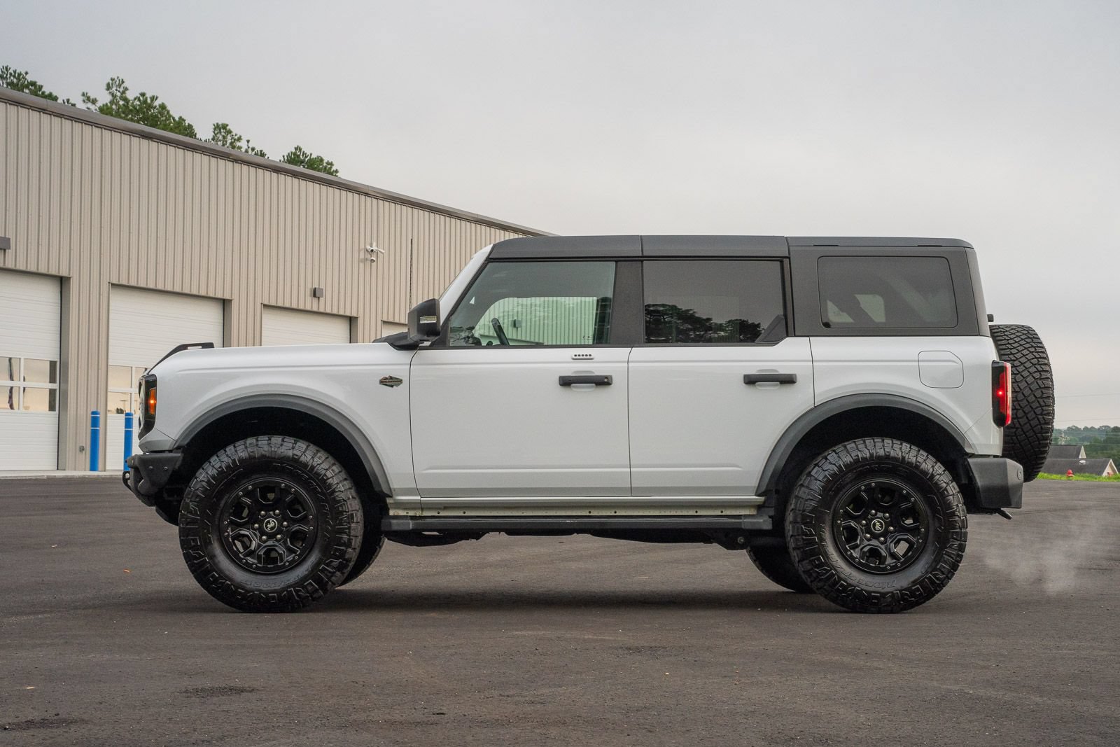 Certified 2023 Ford Bronco Wildtrak AWD/4WD image 4
