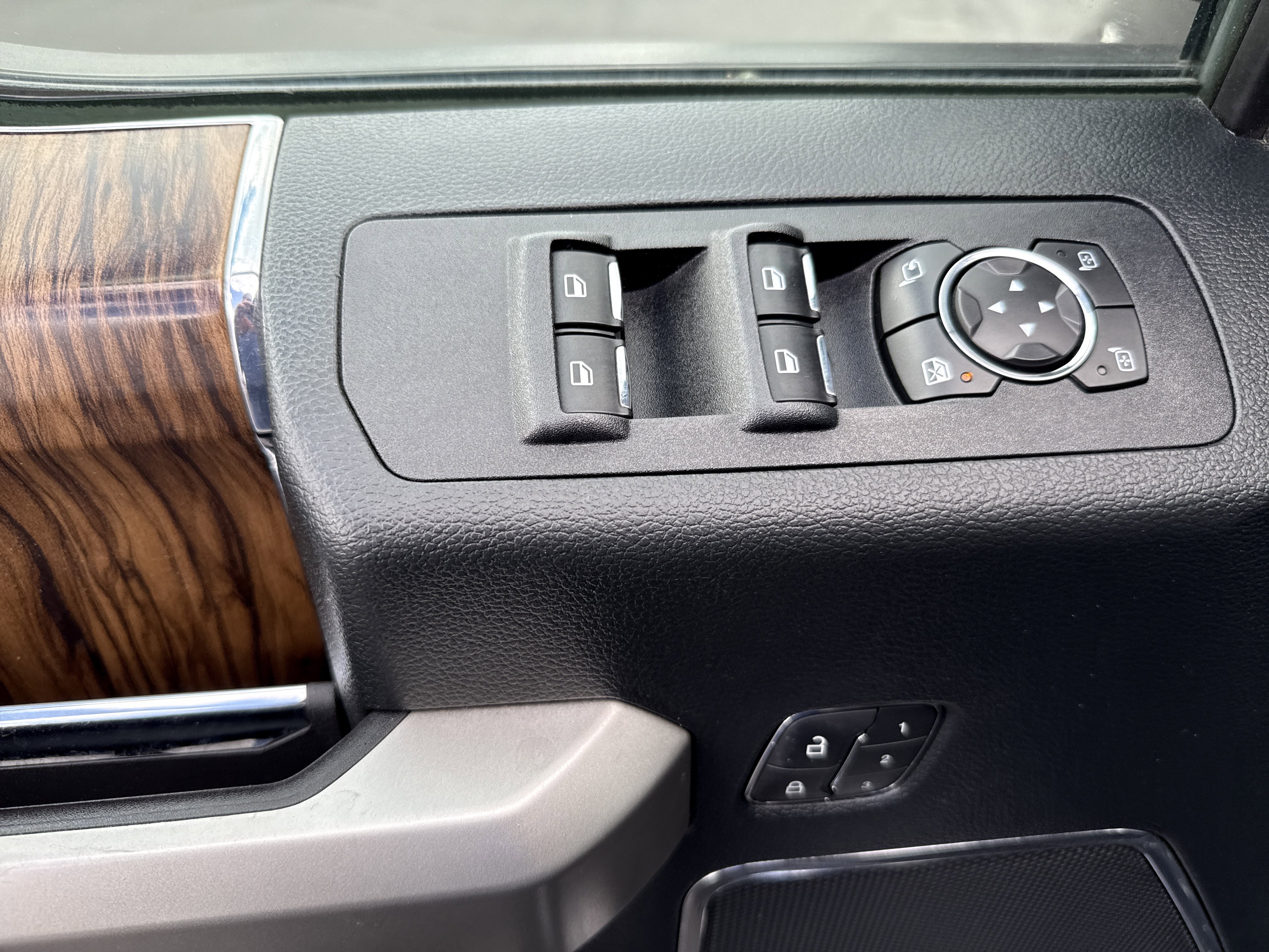 Certified 2019 Ford F150 Lariat AWD/4WD image 14