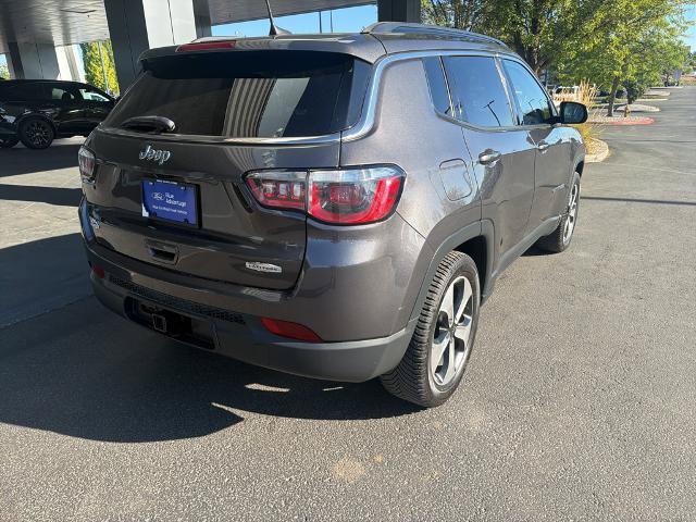 Used 2017 Jeep Compass Latitude w/ Popular Equipment Group FWD image 11