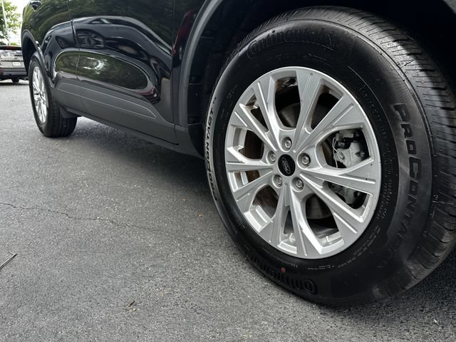 Certified 2023 Ford Escape Active AWD/4WD image 11