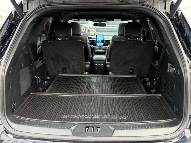 Certified 2023 Ford Explorer ST w/ Technology Package AWD/4WD image 21