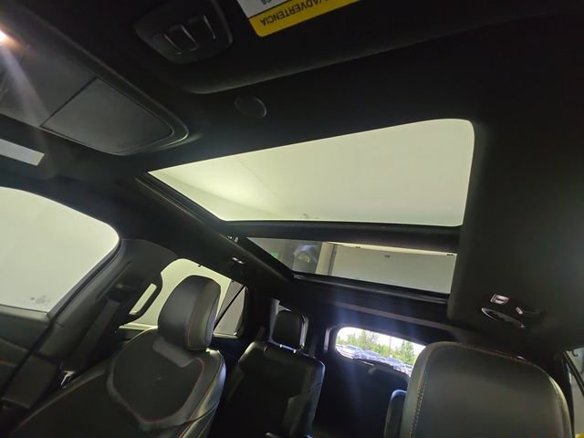 Certified 2025 Ford Explorer ST AWD/4WD image 17