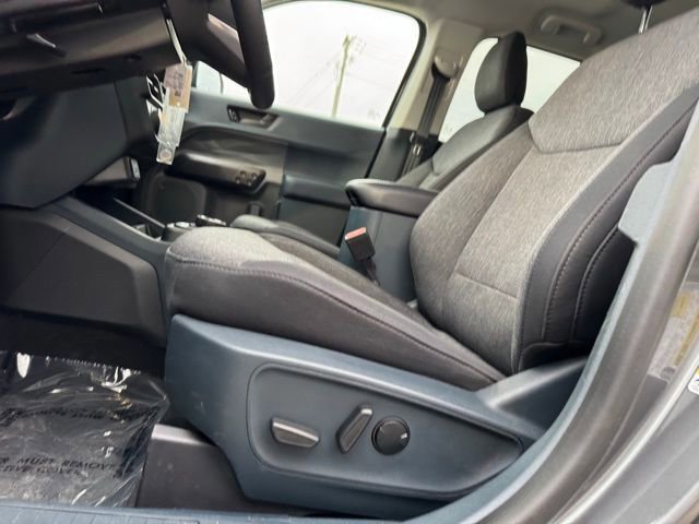 Certified 2024 Ford Maverick XLT w/ XLT Luxury Package image 13