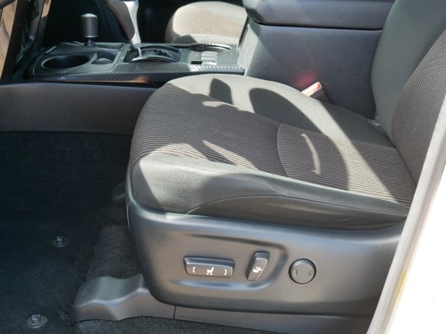 Used 2022 Toyota 4Runner TRD Off-Road AWD/4WD image 13