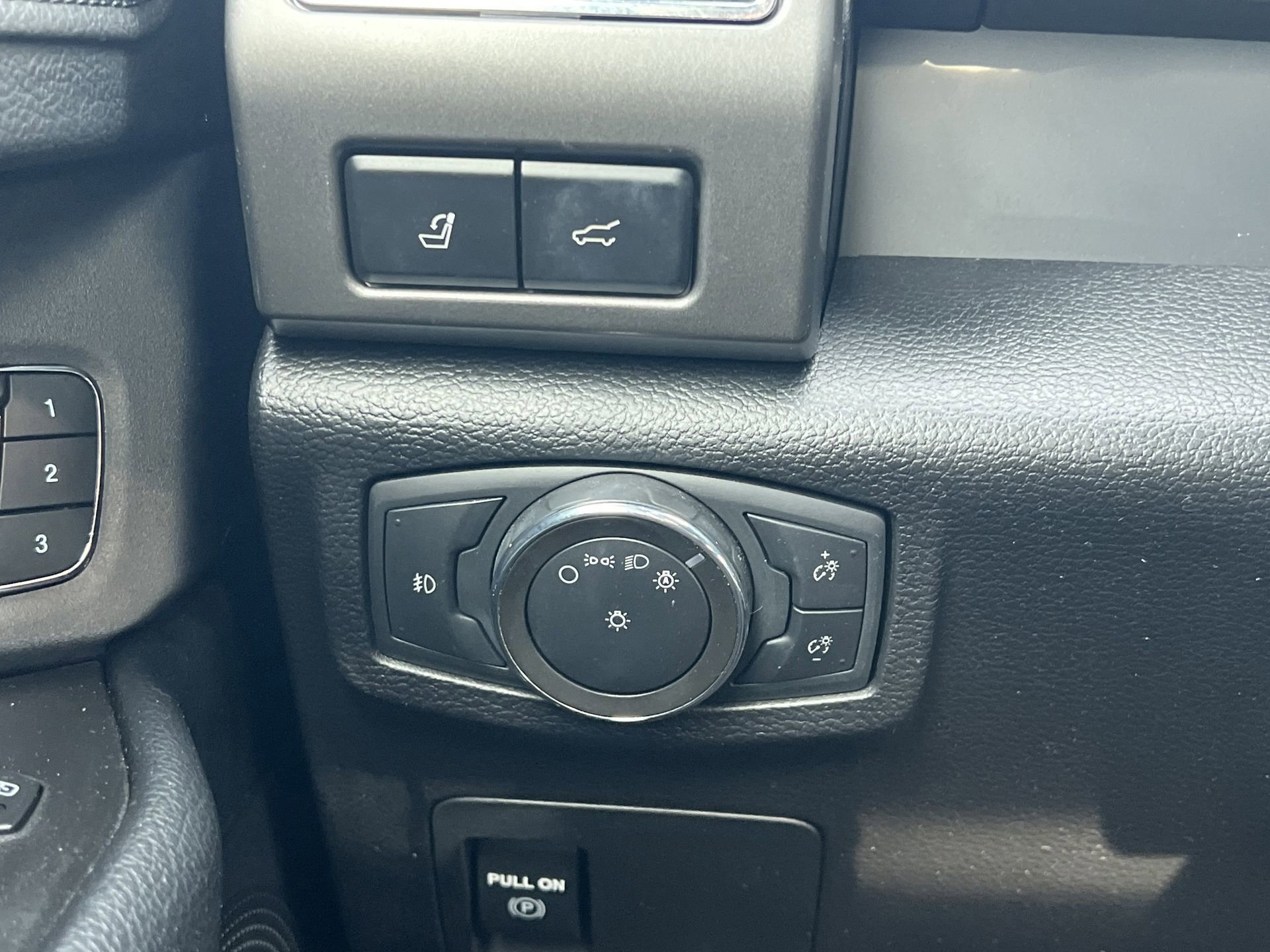 Certified 2021 Ford Expedition XLT image 23