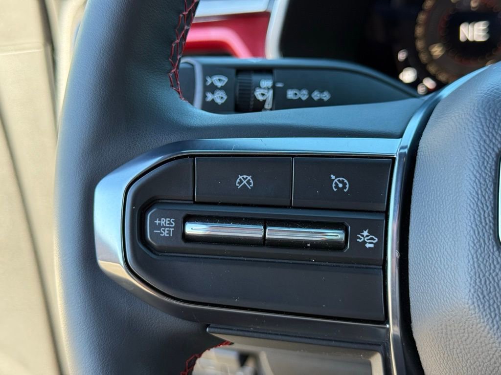 Used 2024 GMC Canyon AT4X image 16