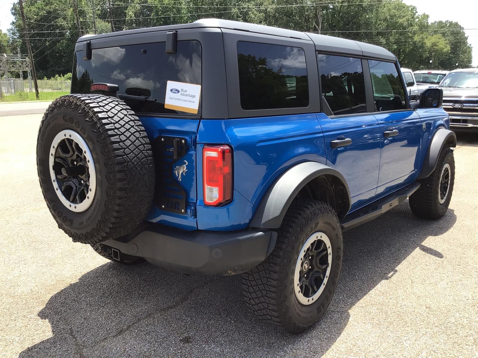Certified 2022 Ford Bronco Big Bend w/ Sasquatch Package AWD/4WD image 9