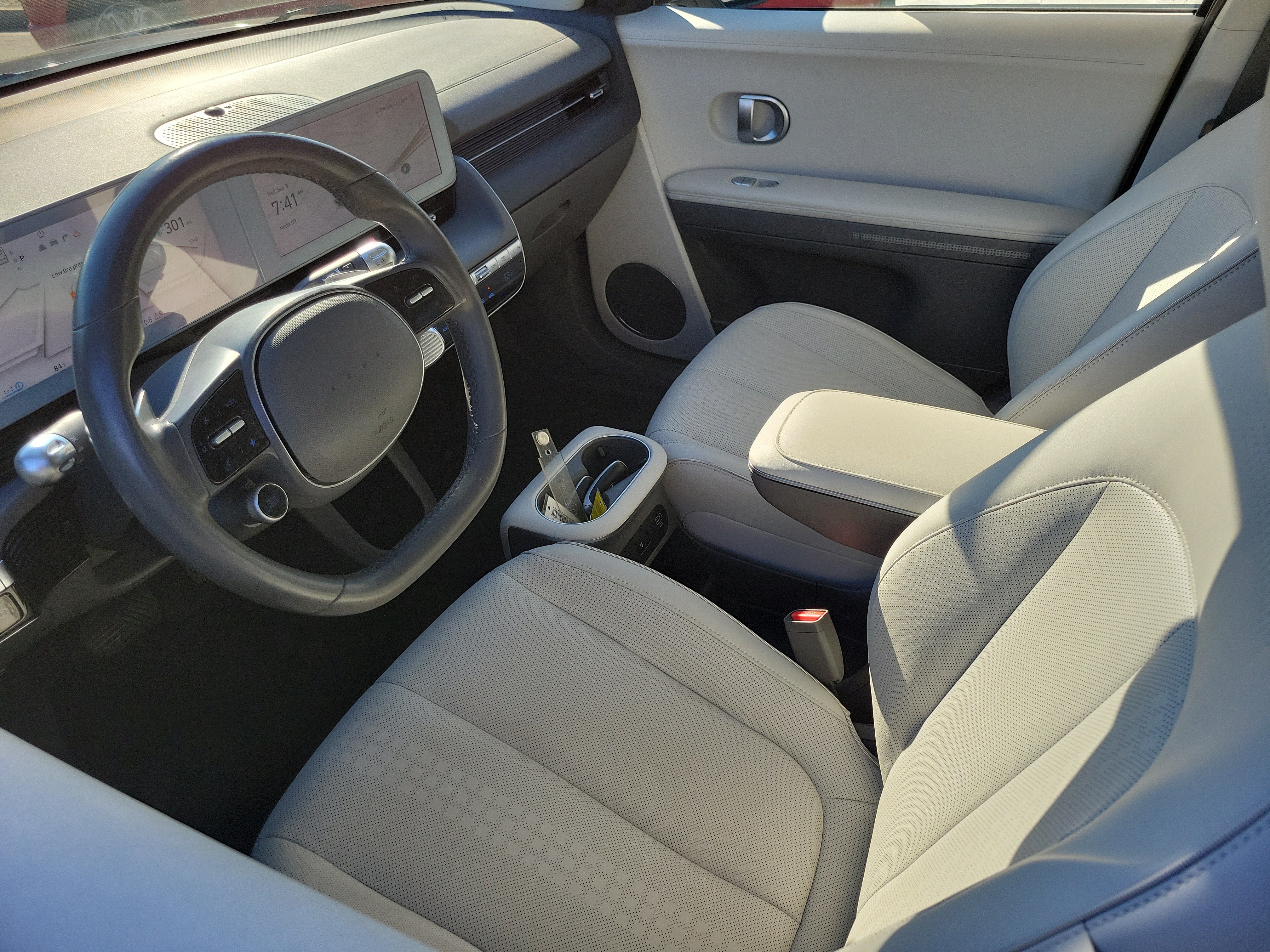 Used 2023 Hyundai Ioniq 5 SEL RWD image 3