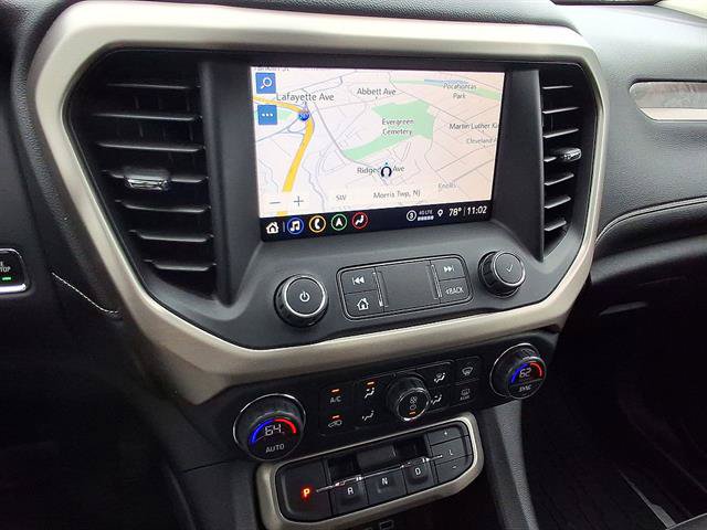Used 2021 GMC Acadia Denali w/ Denali Ultimate Package AWD/4WD image 19