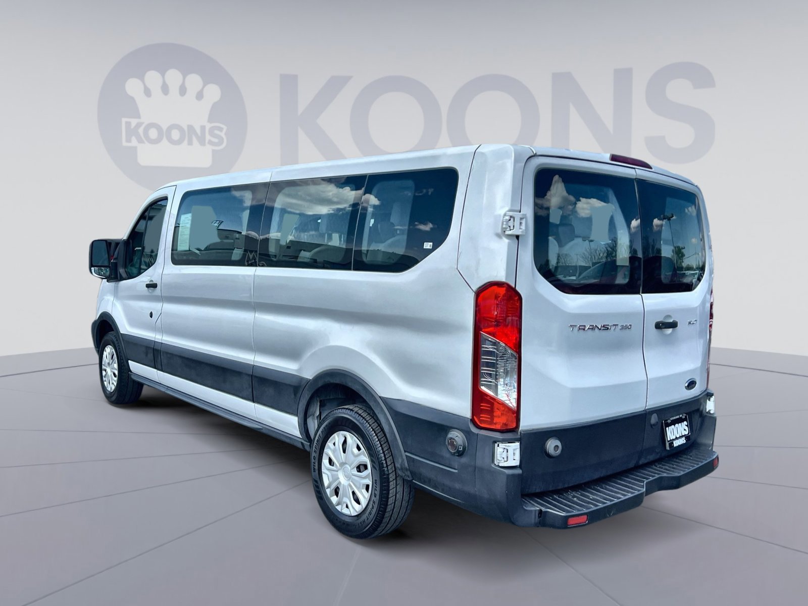 Certified 2019 Ford Transit 350 XLT image 3