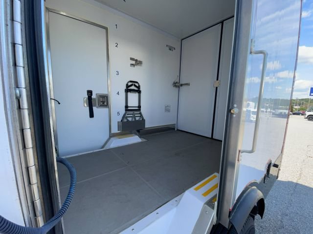 Certified 2024 Ford E-350 and Econoline 350 Super Duty w/ Power Windows & Locks Group RWD image 29