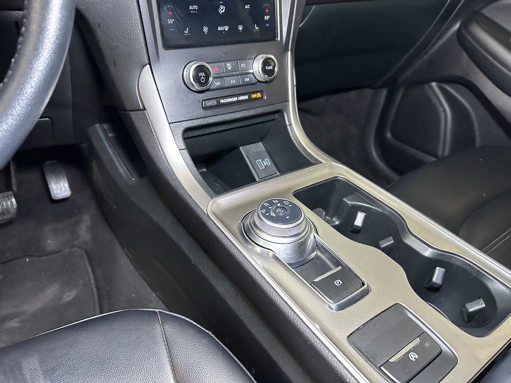 Certified 2024 Ford Edge SEL image 40