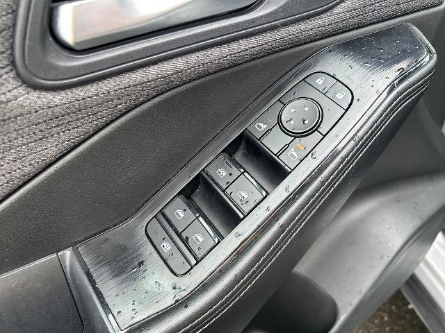 Used 2023 Nissan Rogue SV image 19