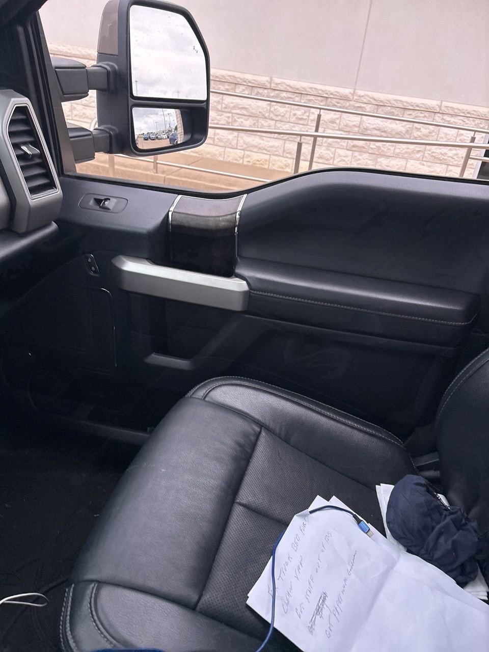 Certified 2022 Ford F250 Lariat w/ Lariat Ultimate Package image 13