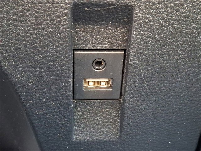 Used 2020 Toyota Corolla LE image 23