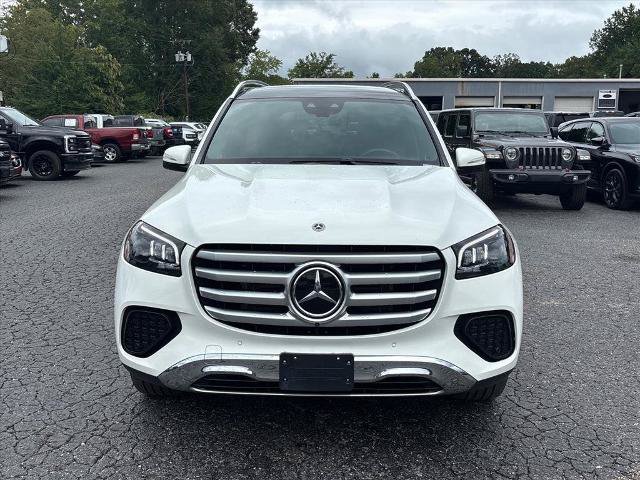 Used 2026 Mercedes-Benz GLS 450 4MATIC image 2