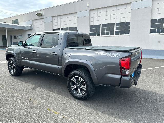 Used 2019 Toyota Tacoma TRD Sport w/ Technology Package AWD/4WD image 4