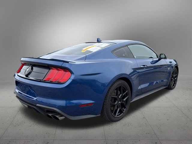 Certified 2022 Ford Mustang Premium w/ 2.3L High Performance Package RWD image 4