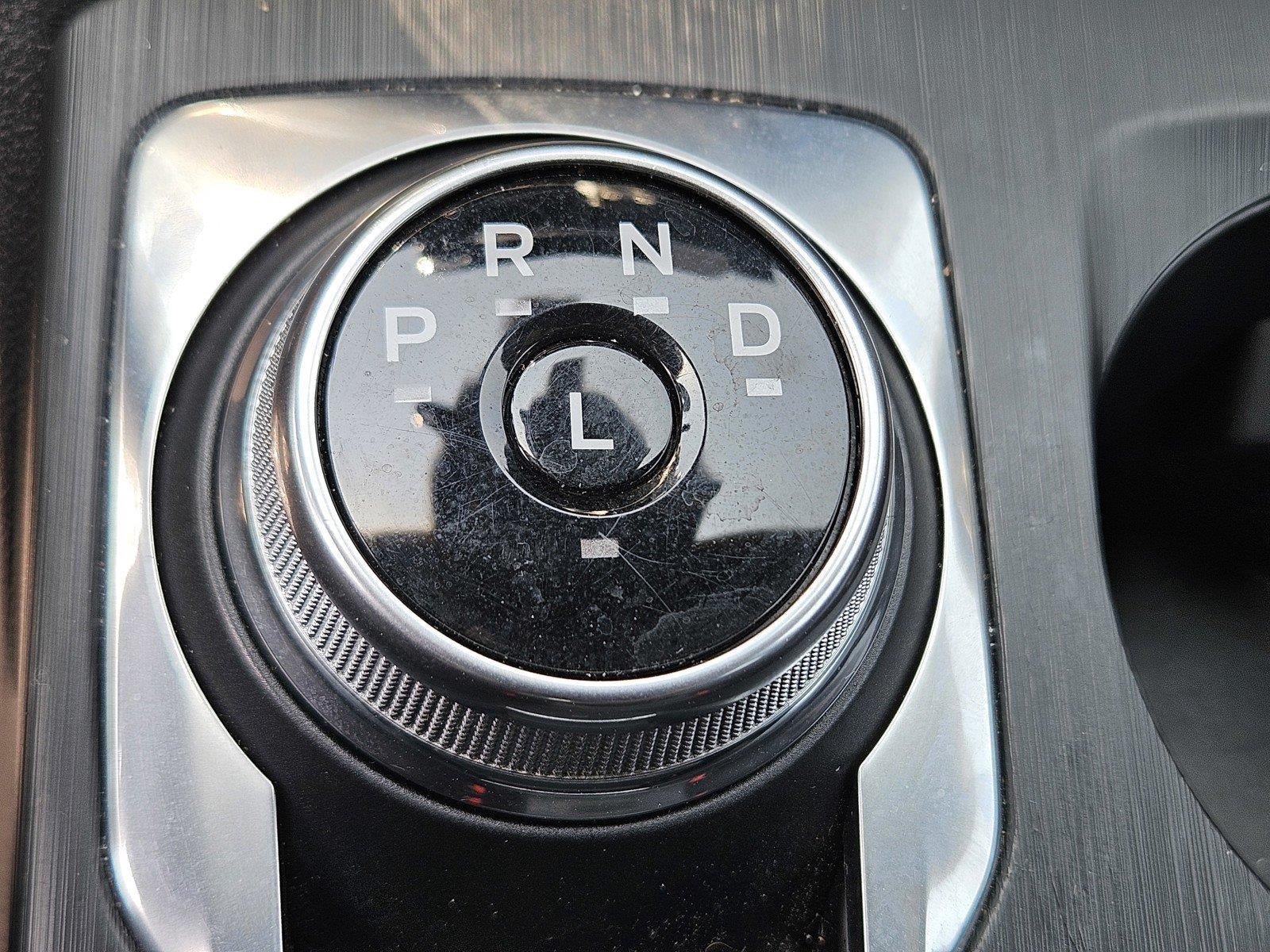 Certified 2025 Ford Escape ST-Line AWD/4WD image 17
