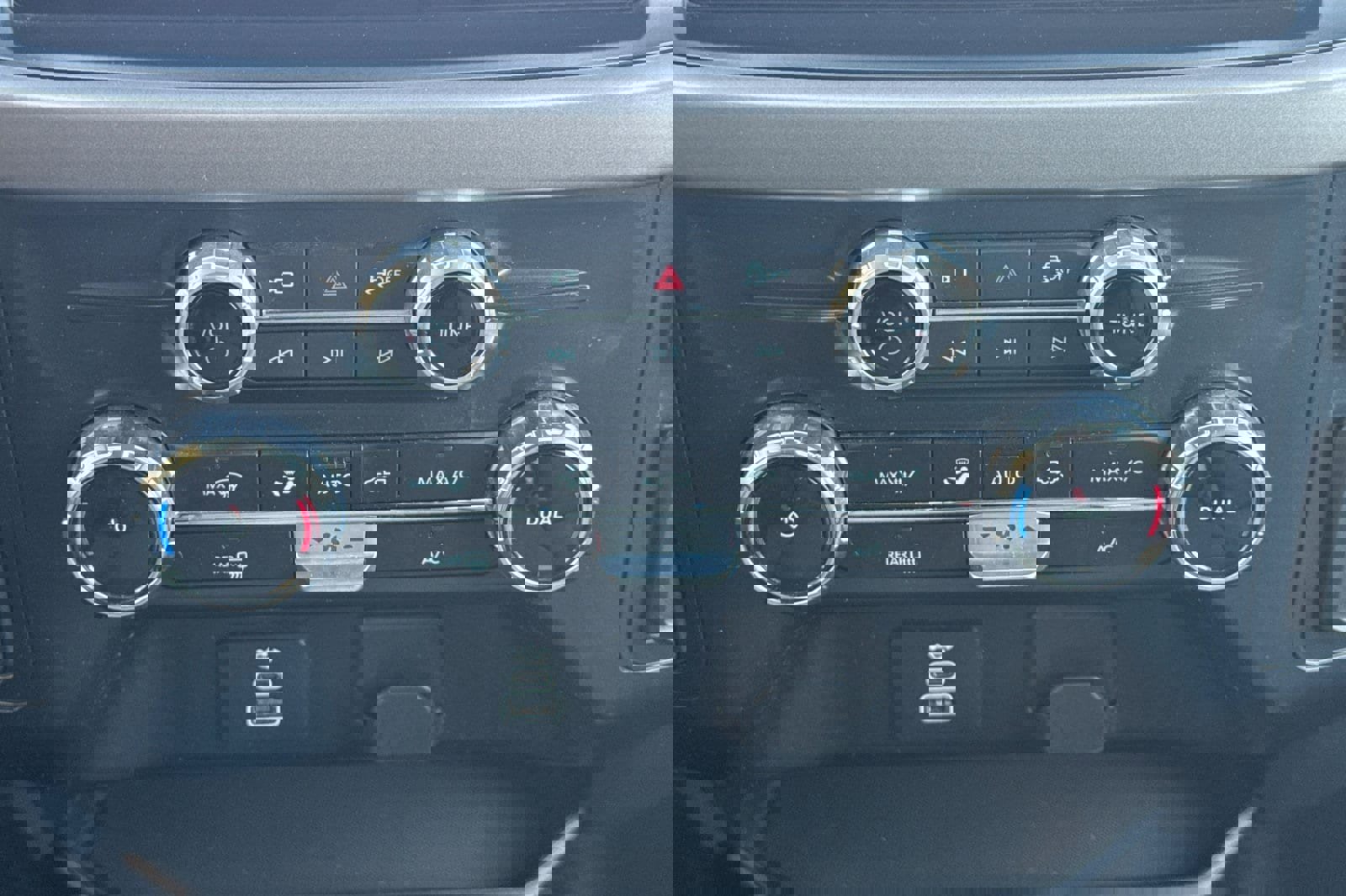 Certified 2025 Ford F150 XLT w/ Equipment Group 301A Standard image 20