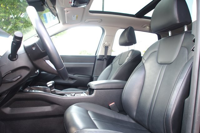 Used 2025 Kia Sorento EX w/ Panoramic Sunroof Package AWD/4WD image 18
