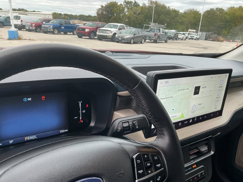 Certified 2025 Ford Maverick Lariat w/ 4K Tow Package AWD/4WD image 31