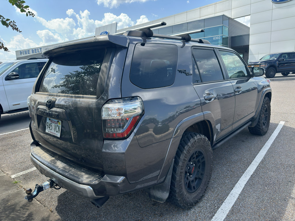 Used 2022 Toyota 4Runner TRD Off-Road Premium AWD/4WD image 4