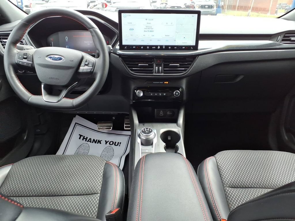 Certified 2024 Ford Escape ST-Line w/ Tech Pack #1 AWD/4WD image 12