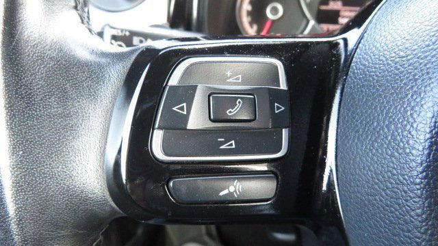 Used 2019 Volkswagen Beetle 2.0T S image 20