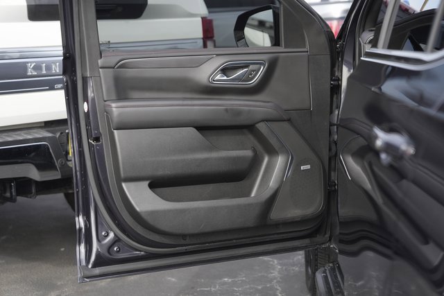 Used 2022 Chevrolet Tahoe RST w/ Sport Performance Package image 32