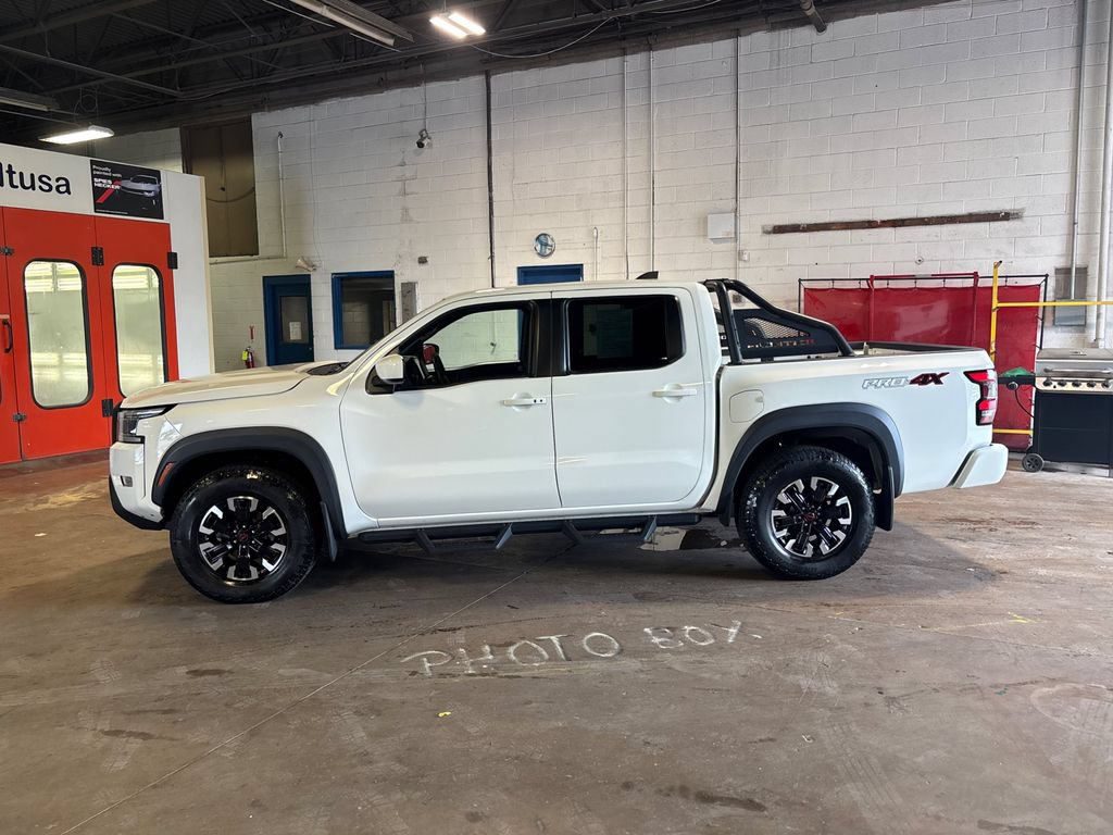Used 2022 Nissan Frontier PRO-4X w/ Off-Road Protection Package AWD/4WD image 8