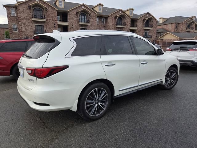 Used 2020 INFINITI QX60 Luxe w/ Sensory Package FWD image 5